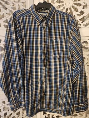 Mountain Khakis Men’s Blue and Cream Plaid Button-Down Shirt